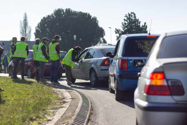 mouvement des gilets jaunes et consequences pour les commerces


