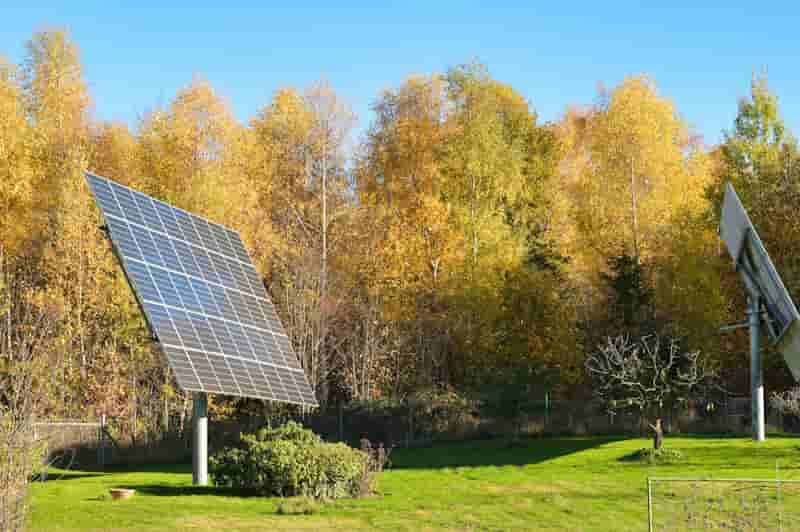 installation photovoltaique de trackers photovoltaiques